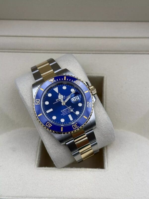 Rolex Submariner Date Bluesy Watch + win INSTANTLY - Image 4